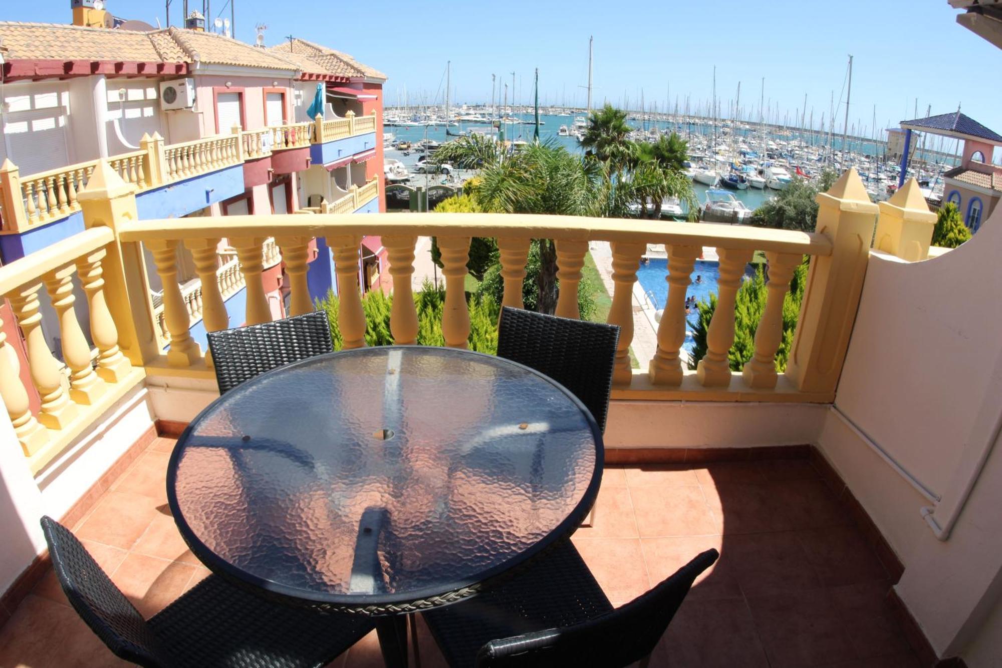 Apartamentos Marina Internacional Торевиеха Екстериор снимка