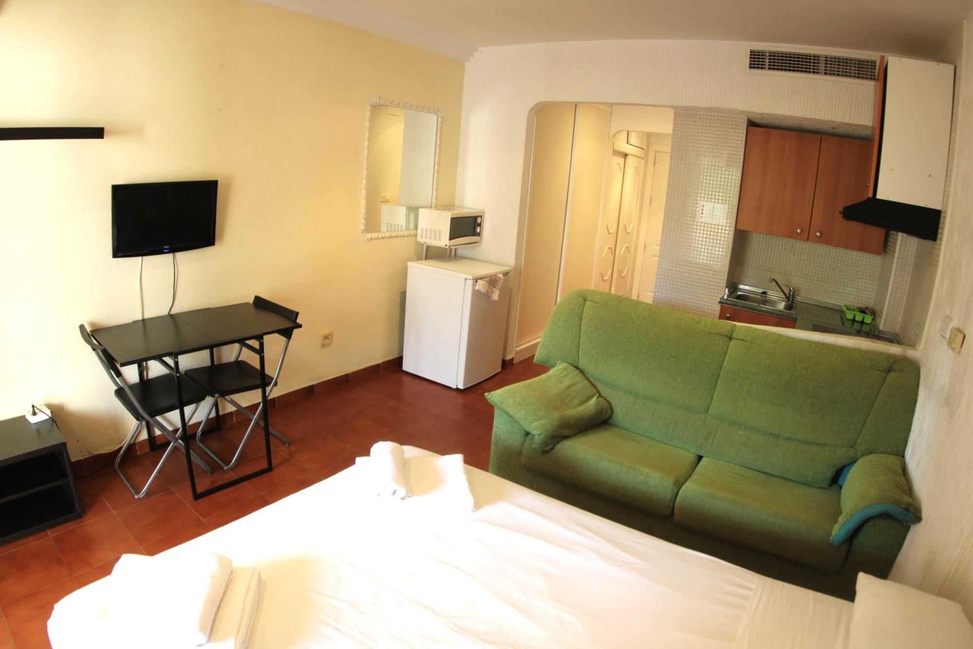 Apartamentos Marina Internacional Торевиеха Екстериор снимка