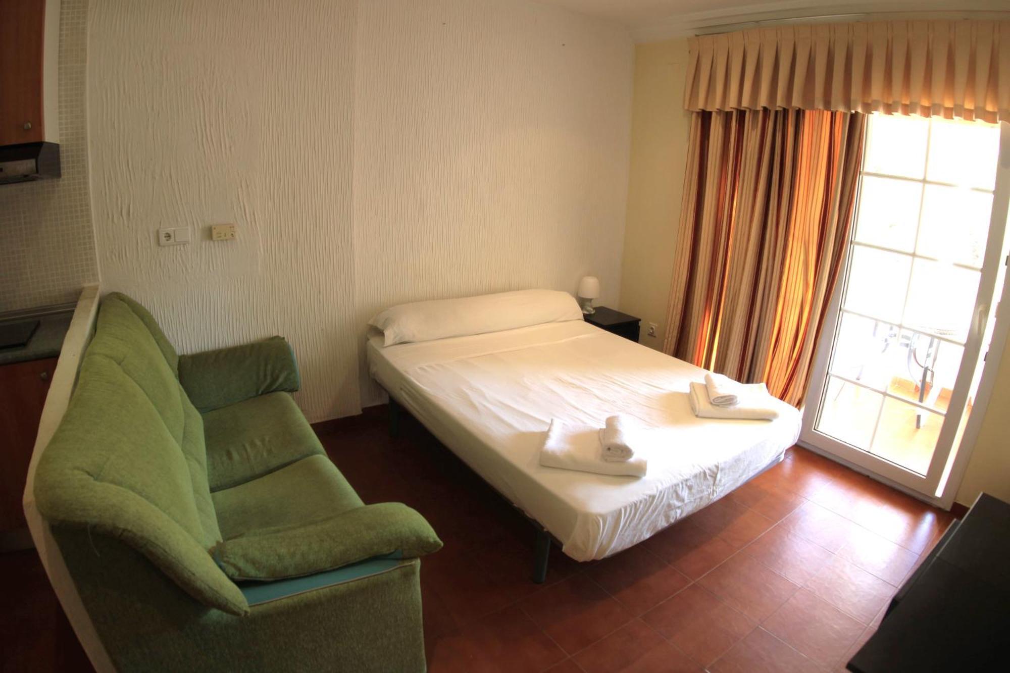 Apartamentos Marina Internacional Торевиеха Екстериор снимка