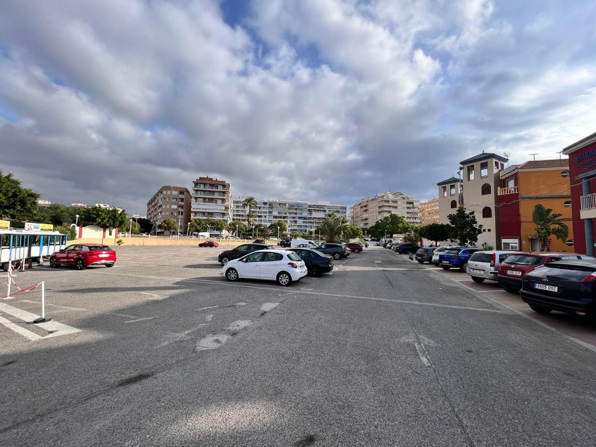 Apartamentos Marina Internacional Торевиеха Екстериор снимка